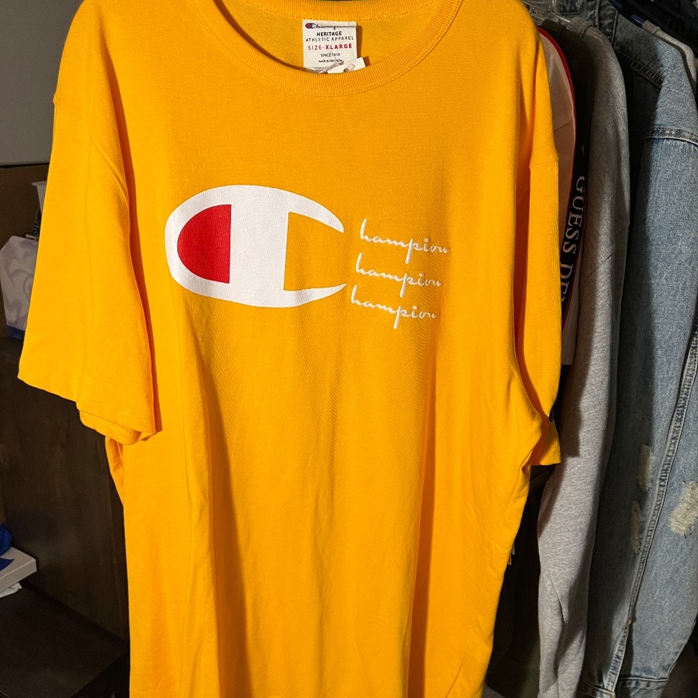 Champion Heritage Tee Size XL